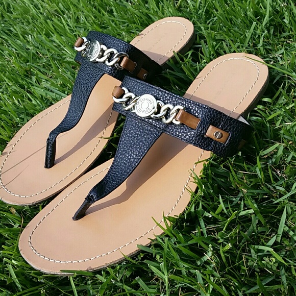 Tommy Hilfiger Shoes - Tommy Hilfiger Sandals Black/Gold 7 1/2